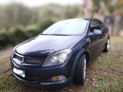 Opel Astra GTC
