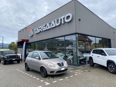 Usata Lancia Ypsilon 60 CV (44 kW) 2009 Utilitaria