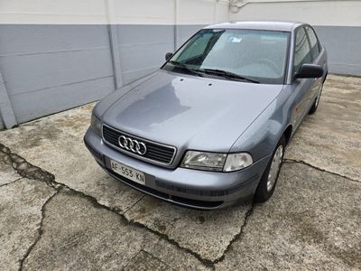 usata Audi A4 1.8 125CV unico proprietario