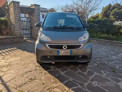 Usata Smart ForTwo Coupé 54 CV (39 kW) 2013 Grigio Coupé