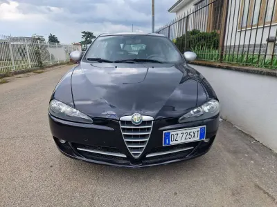 Begagnad Alfa Romeo 147 Progression 120 HK (88 kW) 2010 Svart Halvkombi