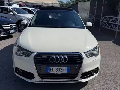 Usata Audi A1 Attraction 122 CV (89 kW) 2010 Bianco Utilitaria