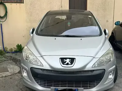 Usata Peugeot 308 109 CV (80 kW) 2009 Berlina