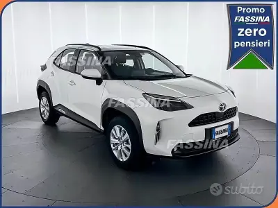 Usata Toyota Yaris Cross Active 116 CV (85 kW) 2024 Bianco SUV