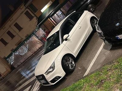 Usata Audi A1 Attraction 90 CV (66 kW) 2012 Utilitaria
