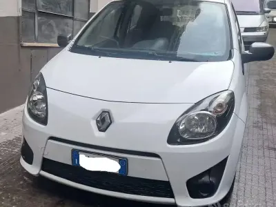 Usado Renault Twingo 64 CV (47 kW) 2011 Blanco Utilitario
