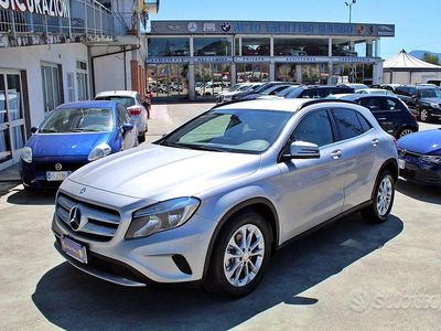 Usata Mercedes GLA180 Premium 110 CV (80 kW) 2016 Argento SUV
