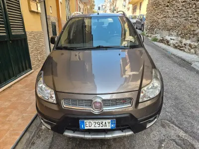 Usata Fiat Sedici 135 CV (99 kW) 2010 SUV