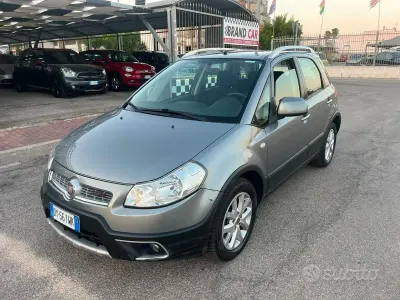 Usata Fiat Sedici Emotion 135 CV (99 kW) 2009 Grigio SUV