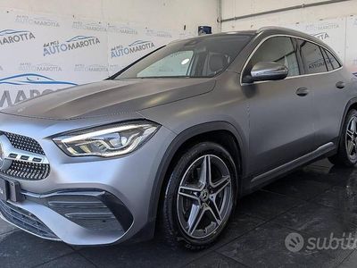 Usata Mercedes GLA200 Premium 150 CV (110 kW) 2021 Grigio SUV