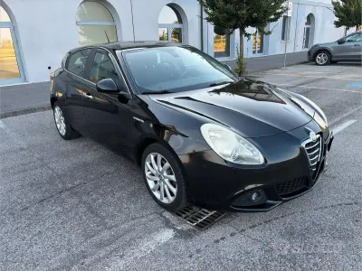 Usata Alfa Romeo Giulietta 105 CV (77 kW) 2011 Nero Utilitaria