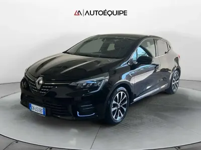 Usata Renault Clio V Techno 145 CV (106 kW) 2023 Nero Berlina