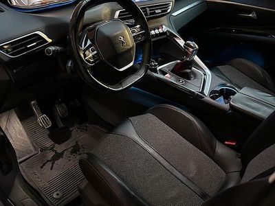 Usata Peugeot 3008 Allure 120 CV (88 kW) 2018 Grigio Berlina