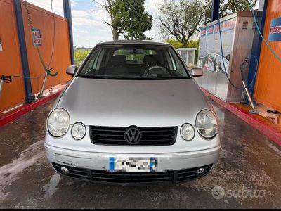 Occasion VW Polo 64 ch (47 kW) 2005 Gris Citadine