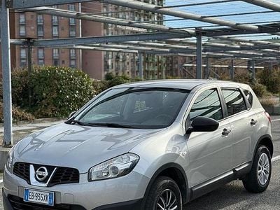 Usata Nissan Qashqai Tekna 110 CV (80 kW) 2010 Grigio SUV