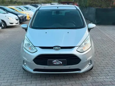 Usata Ford B-MAX Business Edition 95 CV (69 kW) 2012 Grigio Monovolume