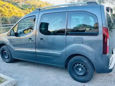 Usata Citroën Berlingo 99 CV (72 kW) 2016 Grigio Monovolume
