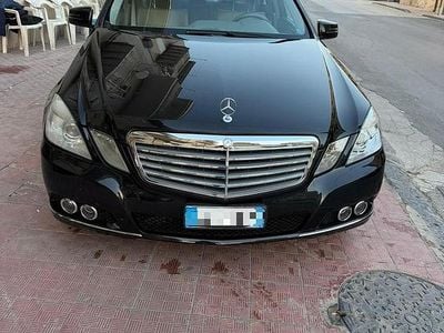 Usata Mercedes E350 211 CV (155 kW) 2009 Nero Berlina