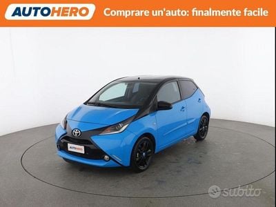 Usata Toyota Aygo X-cite 69 CV (50 kW) 2016 Blu Utilitaria