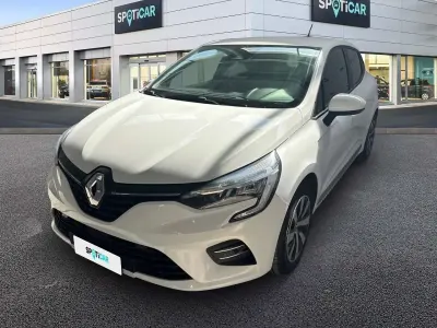 Usata Renault Clio V Zen 140 CV (102 kW) 2021 Bianco Berlina