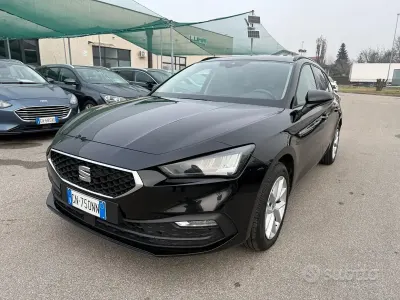 Usata Seat Leon Style 116 CV (85 kW) 2023 Nero Station wagon