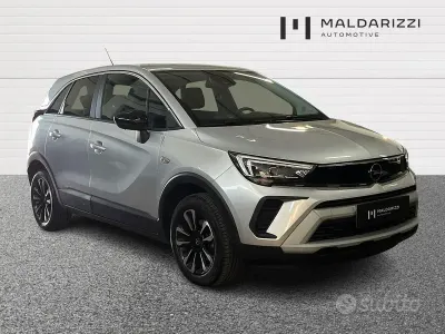 Usata Opel Crossland X Elegance 110 CV (80 kW) 2023 Grigio SUV