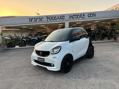 Usata Smart ForTwo Cabrio Prime 90 CV (66 kW) 2017 Bianco Cabrio