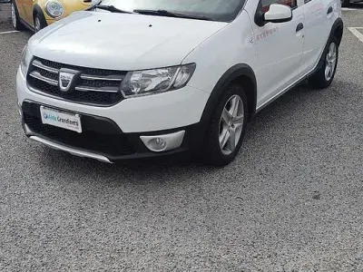Occasion Dacia Sandero Stepway 90 PK (66 kW) 2016 Wit Hatchback