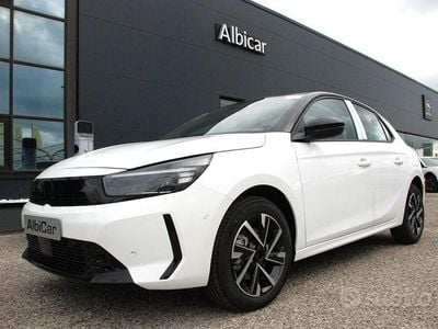 Nuova Opel Corsa 100 CV (73 kW) 2025 Bianco Utilitaria