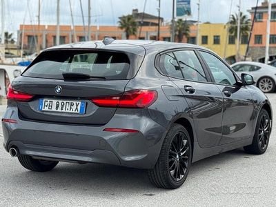 Usata BMW 116 Efficient Dynamics 116 CV (85 kW) 2020 Grigio Utilitaria
