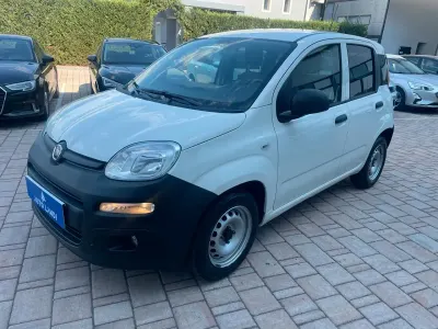 Usata Fiat Panda City Life 69 CV (50 kW) 2021 Bianco Utilitaria