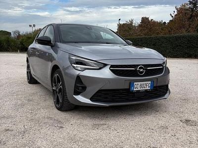 Usata Opel Corsa GS Line 101 CV (74 kW) 2020 Grigio Berlina