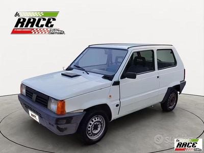 Usata Fiat Panda Young 54 CV (39 kW) 2002 Bianco Utilitaria