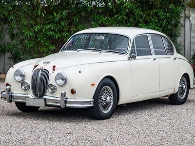 Jaguar MK II