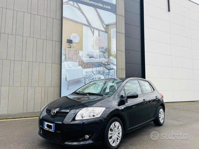 usata Toyota Auris 1.6 M-MT 5 porte Sol