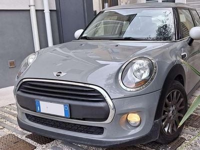 Begagnad Mini ONE 75 HK (55 kW) 2016 Grå Halvkombi
