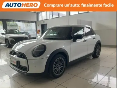 Usata Mini Cooper 114 kW (156 CV) 2025 Bianco Utilitaria