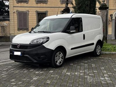 Usata Fiat Doblò 95 CV (69 kW) 2019 Bianco Monovolume