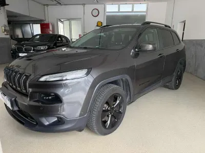 Usata Jeep Cherokee Night Eagle 200 CV (147 kW) 2017 Grigio scuro SUV