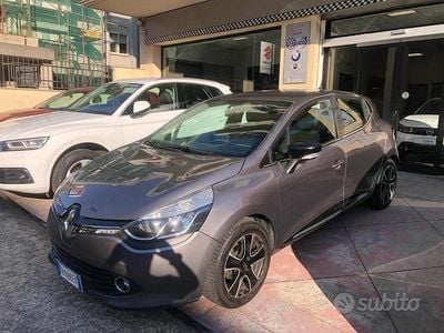 Usata Renault Clio IV Zen 75 CV (55 kW) 2015 Grigio(met.) Berlina