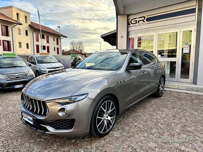 Usata Maserati Levante 250 CV (183 kW) 2017 Marrone SUV