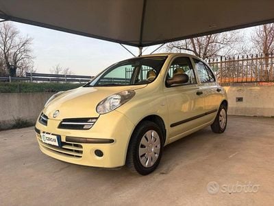 Usata Nissan Micra Acenta 80 CV (58 kW) 2005 Bronzo Berlina