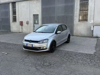 Usata VW Polo Comfortline 90 CV (66 kW) 2014 Bluazzurro Berlina