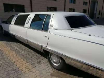 Usata Cadillac Seville 264 CV (194 kW) 1995 Bianco Berlina