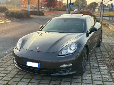Usata Porsche Panamera Diesel Platinum Edition 250 CV (183 kW) 2013 Grigio Utilitaria