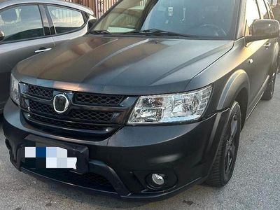 Usata Fiat Freemont 170 CV (125 kW) 2012 Grigio SUV