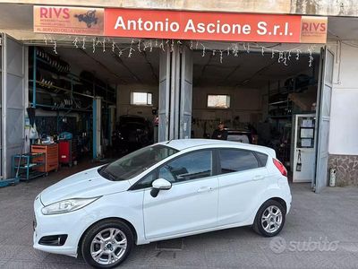 Occasion Ford Fiesta Titanium 92 ch (67 kW) 2017 Blanc Citadine