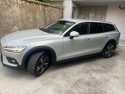 usata Volvo V60 CC 2.0 D4 Pro AWD Geartronic