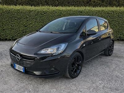 Usata Opel Corsa Cosmo 69 CV (50 kW) 2016 Grigio Utilitaria