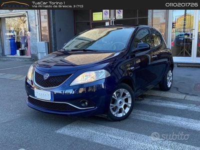 Usata Lancia Ypsilon 69 CV (50 kW) 2016 Blu/azzurro Utilitaria